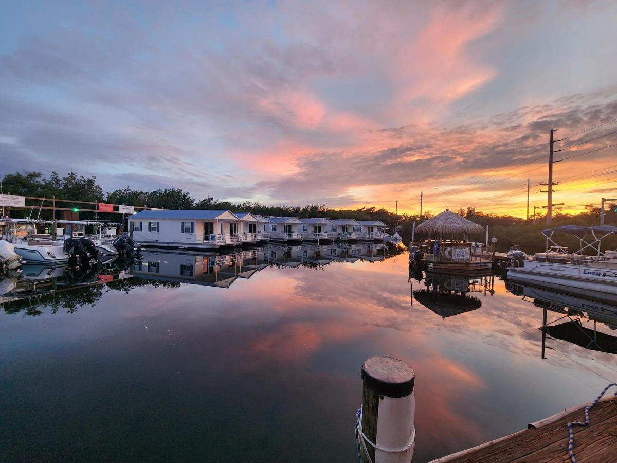Aqua Lodges At Hurricane Hole Marina ストック・アイランド エクステリア 写真
