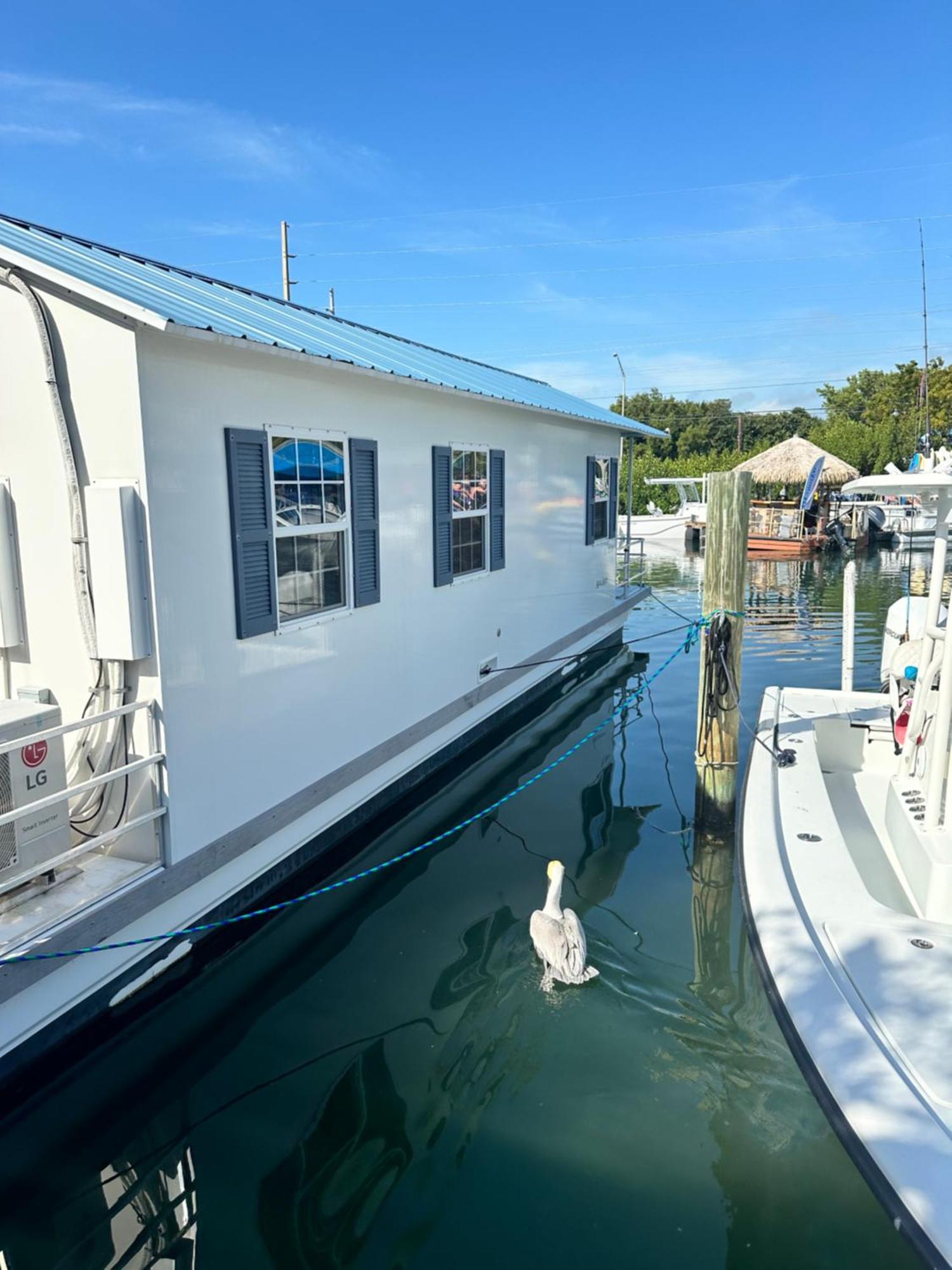 Aqua Lodges At Hurricane Hole Marina ストック・アイランド エクステリア 写真